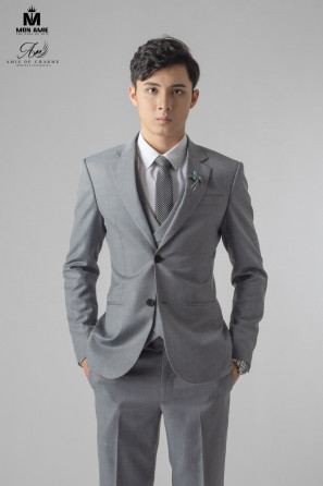 Young Bright Gray Kevinlli 3 Piece Suit